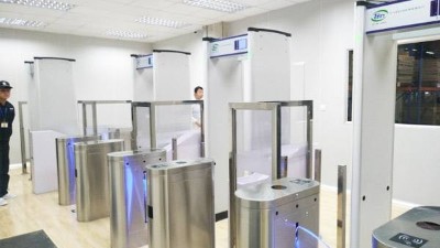 助力工廠工人自檢，如何選擇智能安檢系統？