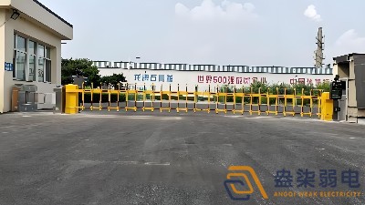 什么是門禁道閘測速系統？