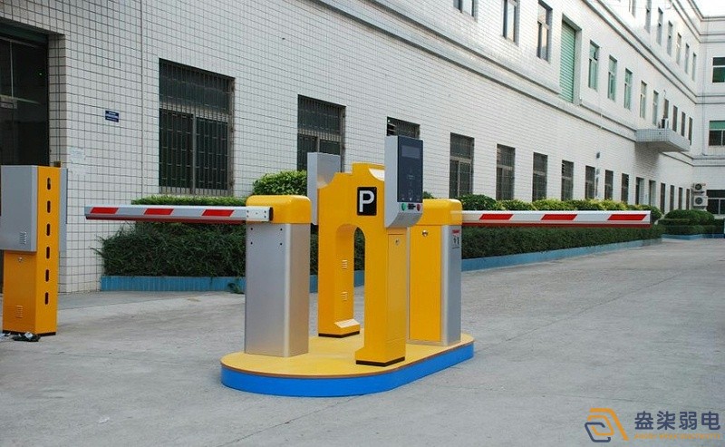 工廠停車道閘價格受哪些因素影響？