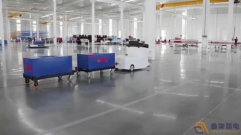 agv系統叉車式的和拖車式的有什么區別？